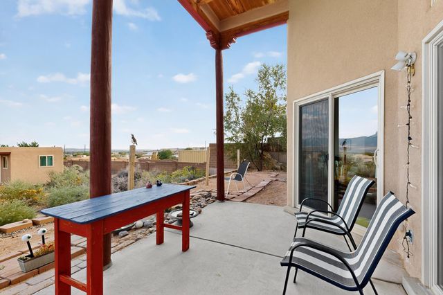 832 ACAPULCO Road NE, Rio Rancho, NM 87144