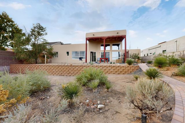 832 ACAPULCO Road NE, Rio Rancho, NM 87144