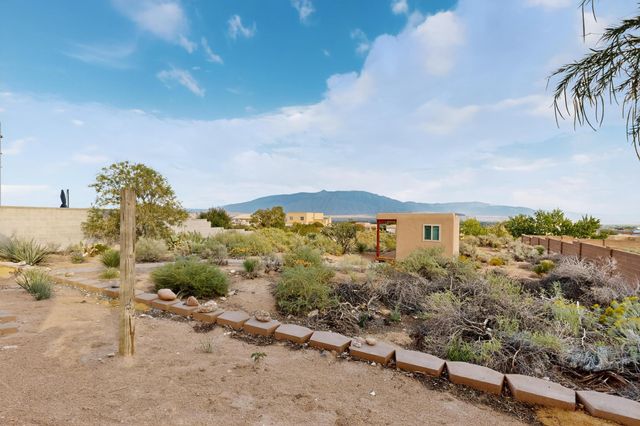 832 ACAPULCO Road NE, Rio Rancho, NM 87144