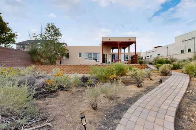 832 ACAPULCO Road NE, Rio Rancho, NM 87144