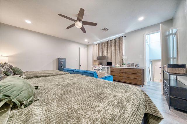 7606 Portal Drive, Houston, TX 77071