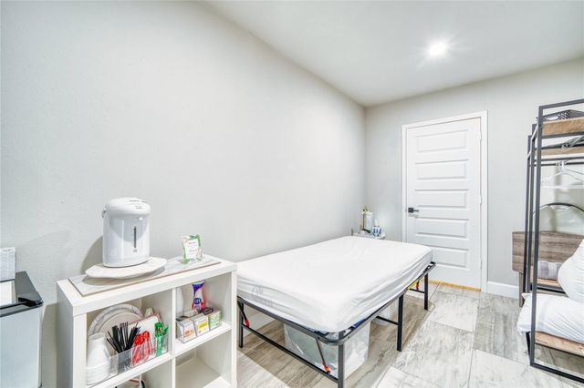 7606 Portal Drive, Houston, TX 77071