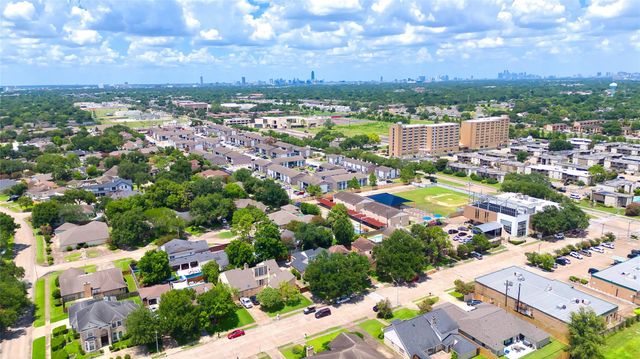 7606 Portal Drive, Houston, TX 77071