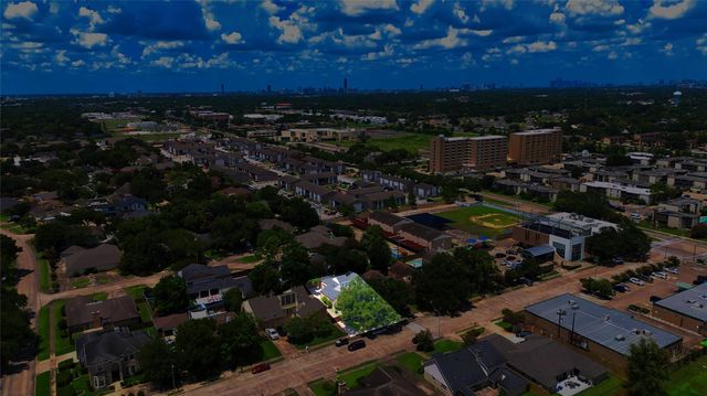 7606 Portal Drive, Houston, TX 77071