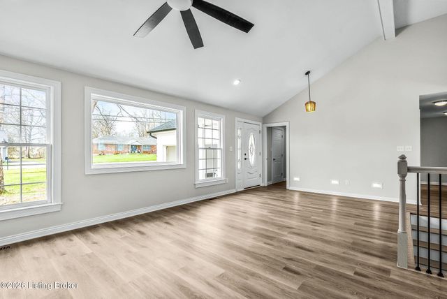 400 Newman Way, Mt Washington, KY 40047