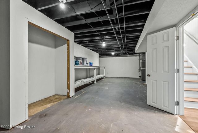 400 Newman Way, Mt Washington, KY 40047