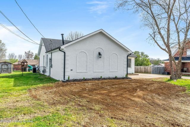 400 Newman Way, Mt Washington, KY 40047