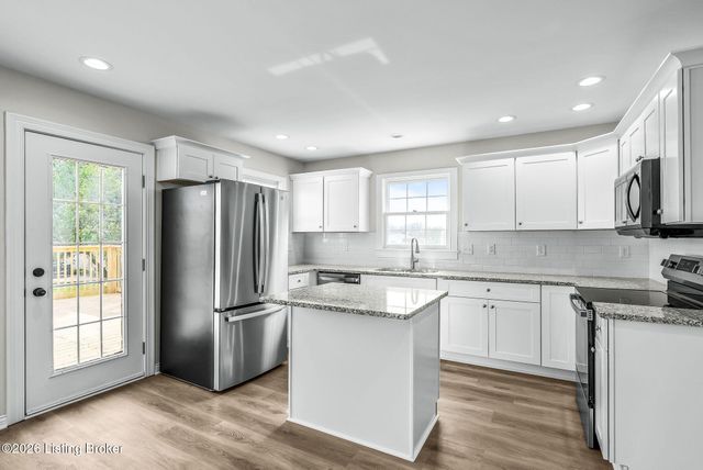 400 Newman Way, Mt Washington, KY 40047