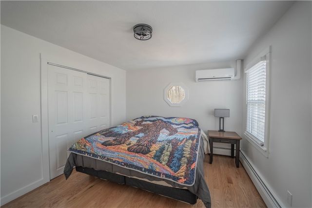 94 Quaker Lane, Scituate, RI 02857