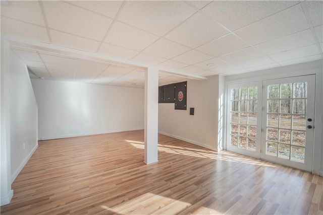 94 Quaker Lane, Scituate, RI 02857