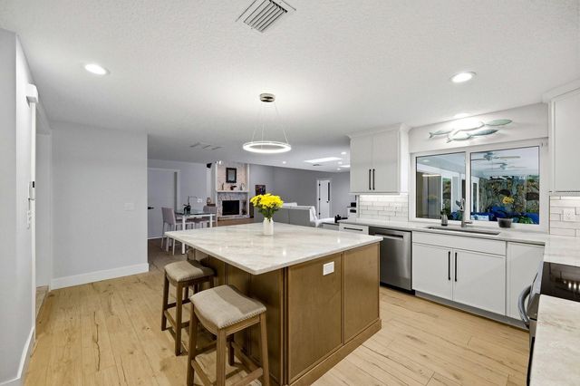 13867 FEATHER SOUND DRIVE, Clearwater, FL 33762