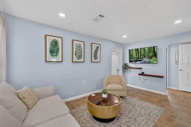731 W PRINCETON STREET, Orlando, FL 32804