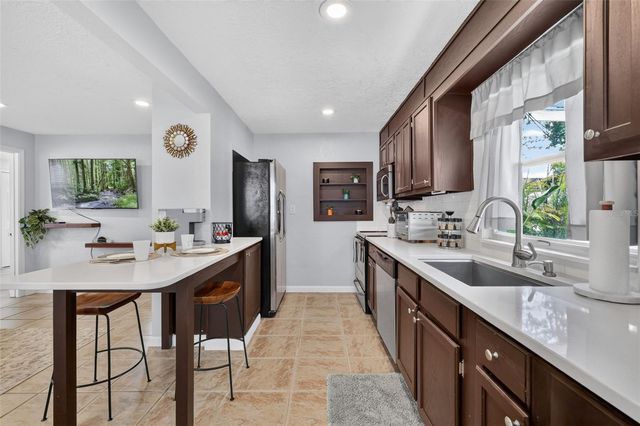731 W PRINCETON STREET, Orlando, FL 32804