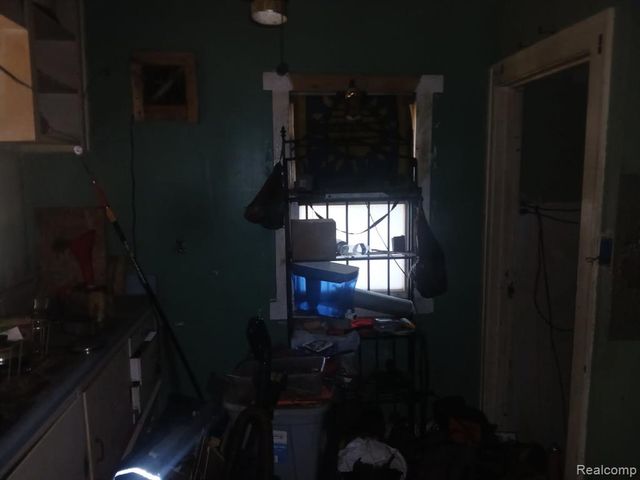 967 Hammond Avenue, Flint, MI 48503