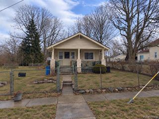 967 Hammond Avenue, Flint, MI 48503