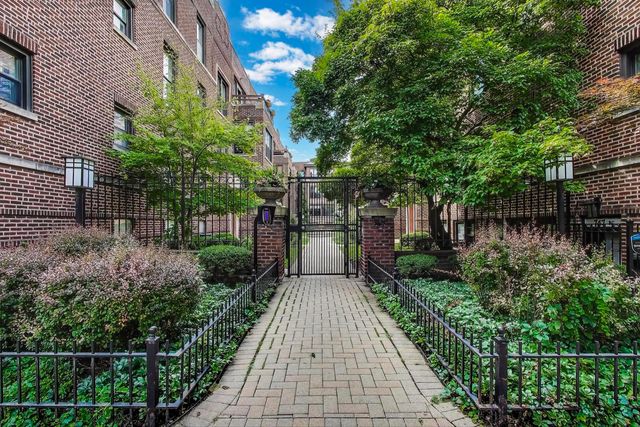 743 W Cornelia Avenue S2, Chicago, IL 60657