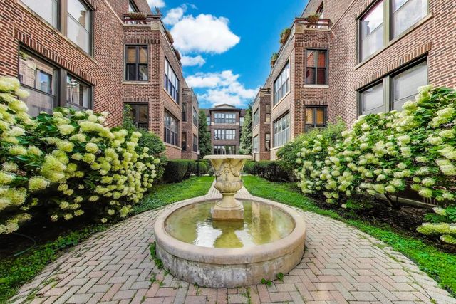 743 W Cornelia Avenue S2, Chicago, IL 60657