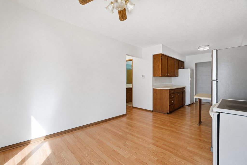 1561 Clarence Street, Saint Paul, MN 55106 — photo 5