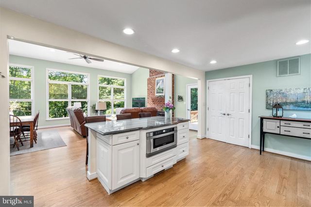 210 LAKE CAROLINE DR, Ruther Glen, VA 22546