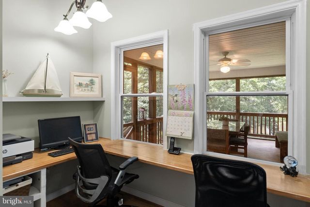 210 LAKE CAROLINE DR, Ruther Glen, VA 22546