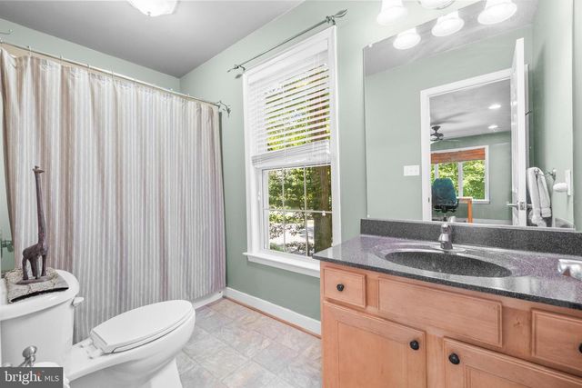 210 LAKE CAROLINE DR, Ruther Glen, VA 22546