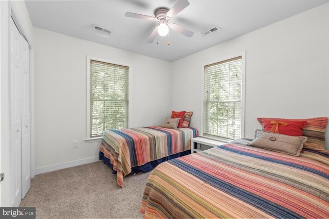 210 LAKE CAROLINE DR, Ruther Glen, VA 22546