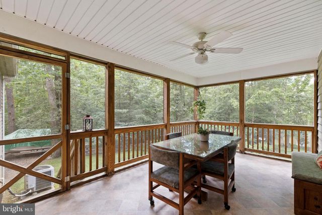 210 LAKE CAROLINE DR, Ruther Glen, VA 22546