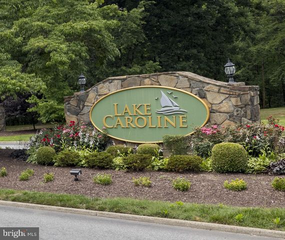 210 LAKE CAROLINE DR, Ruther Glen, VA 22546