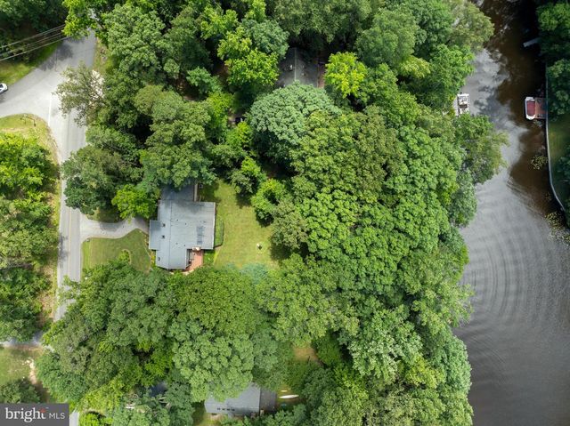 210 LAKE CAROLINE DR, Ruther Glen, VA 22546