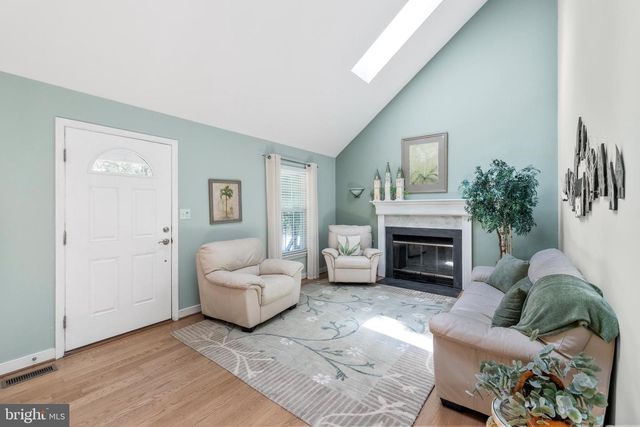 210 LAKE CAROLINE DR, Ruther Glen, VA 22546