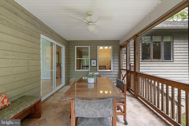 210 LAKE CAROLINE DR, Ruther Glen, VA 22546
