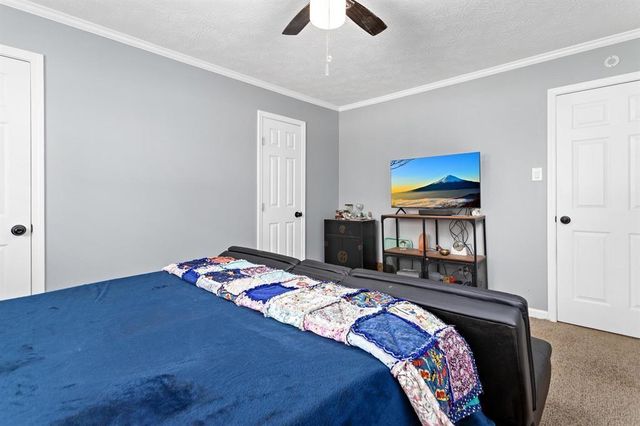 1845 King Arthur Court, Pinehurst, TX 77630