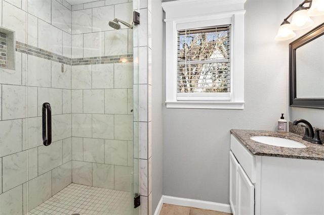 1845 King Arthur Court, Pinehurst, TX 77630