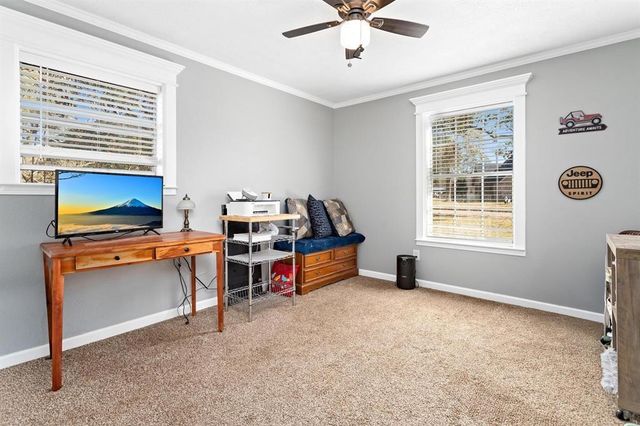 1845 King Arthur Court, Pinehurst, TX 77630