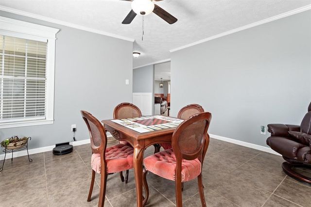 1845 King Arthur Court, Pinehurst, TX 77630