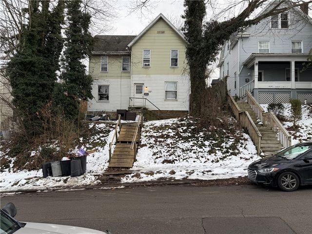 107 Sumner Ave, City Of But Ne, PA 16001