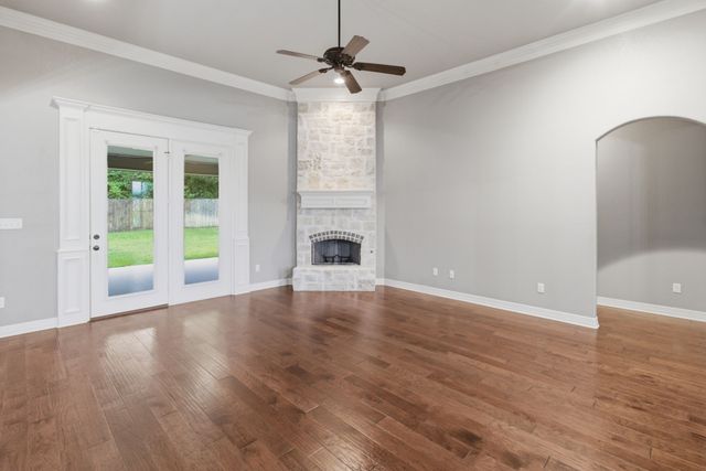 7765 Hickory Spring Lane, Tyler, TX 75703