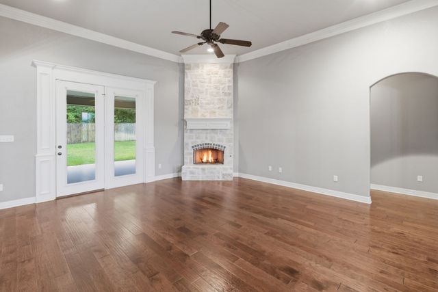 7765 Hickory Spring Lane, Tyler, TX 75703