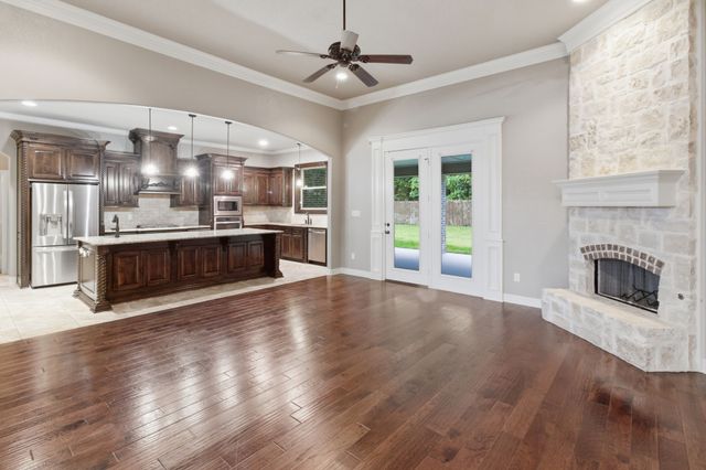 7765 Hickory Spring Lane, Tyler, TX 75703