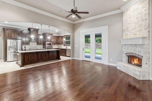 7765 Hickory Spring Lane, Tyler, TX 75703