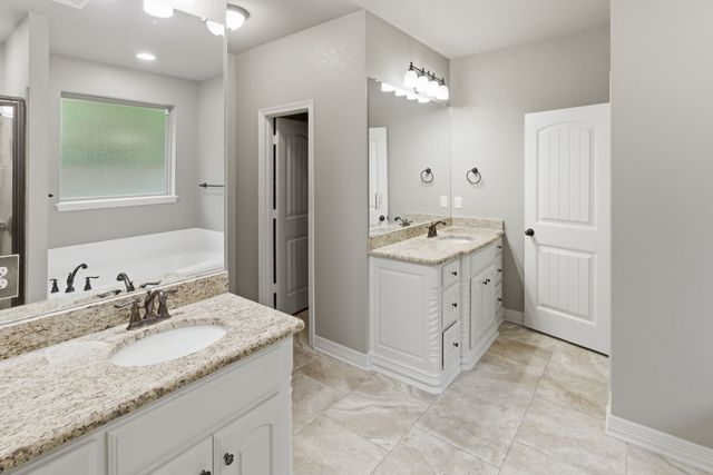 7765 Hickory Spring Lane, Tyler, TX 75703