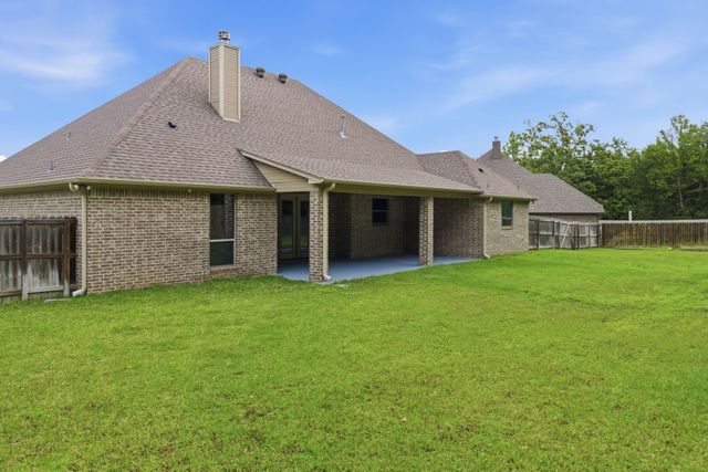 7765 Hickory Spring Lane, Tyler, TX 75703