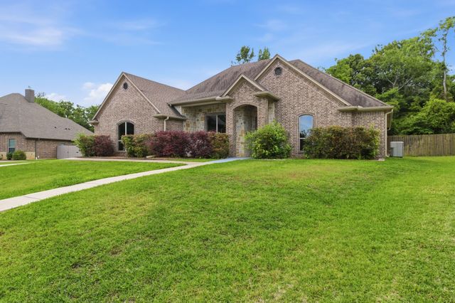 7765 Hickory Spring Lane, Tyler, TX 75703