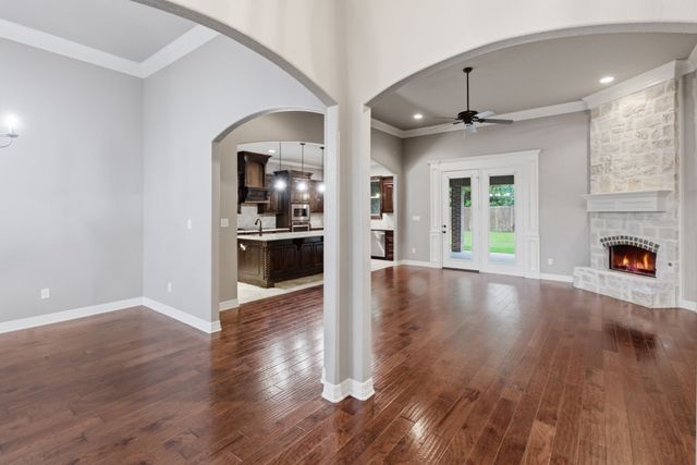 7765 Hickory Spring Lane, Tyler, TX 75703