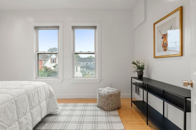 178 Hyde Park Ave 3, Boston, MA 02130