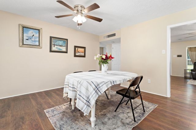 629 Carolyn Street, Winnie, TX 77665