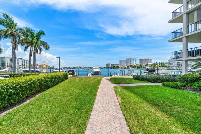 875 E Camino Real 16c, Boca Raton, FL 33432