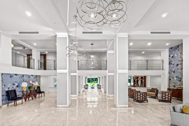 875 E Camino Real 16c, Boca Raton, FL 33432