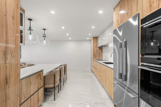 875 E Camino Real 16c, Boca Raton, FL 33432