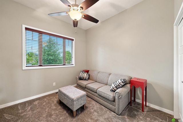 601 Penrose Drive, Lincoln, NE 68521